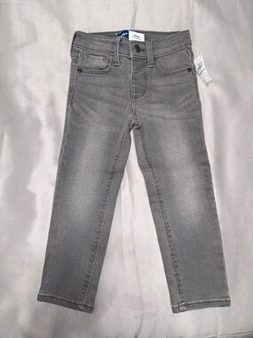 NWT | 3T Gray Skinny Jeans - Classic Comfort